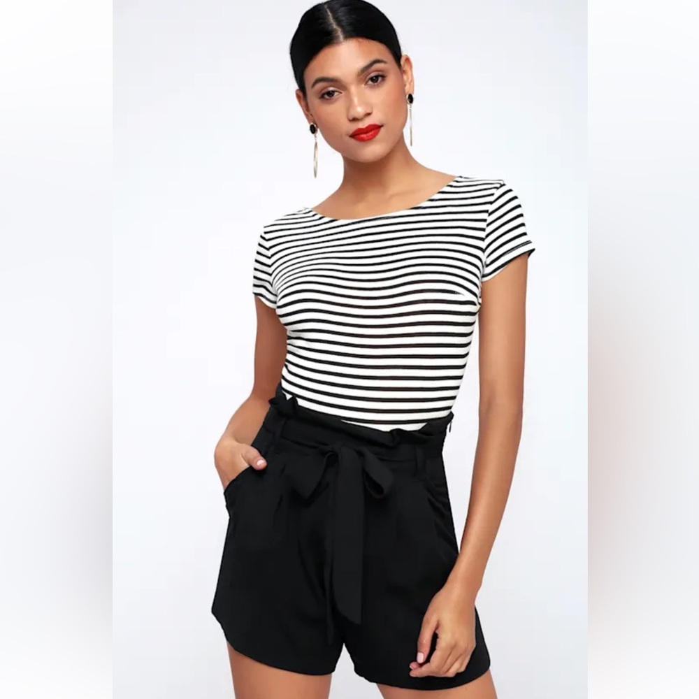 Lulu's Black High-Waist Shorts with Bow - Picture 3 of 11
